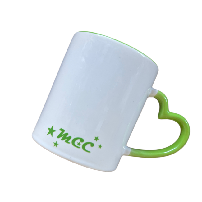 Tasse 330ml Herzgriff grün - Design MCCPlanet
